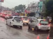 Macet Parah di Ruas Jalan H Adam Malik Kota Jambi Macet Parah di Ruas Jalan H Adam Malik Kota Jambi