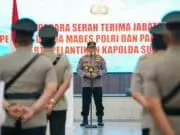Lantik 9 Kapolda Baru, Kapolri: Kapolda yang Tak Mampu Kembalikan Kepercayaan Publik Akan di Evaluasi Lantik 9 Kapolda Baru, Kapolri: Kapolda yang Tak Mampu Kembalikan Kepercayaan Publik Akan di Evaluasi