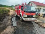 Siapa Inisial AR Pasca Kebakaran di Jaluko Terbakar tiga unit rumah tipe 36 di Perumahan Permata Regency, Blok L 45,46,47, RT 08, Desa Mendalo Indah, Kabupaten Muaro Jambi, Provinsi Jambi, dan membakar dua orang anak hingga tewas, Jum’at (21/10-2022).