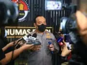 Bareskrim Polri Tahan 2 Tersangka Dugaan Korupsi Pemberian Kredit BPD Jateng Bareskrim Polri Tahan 2 Tersangka Dugaan Korupsi Pemberian Kredit BPD Jateng