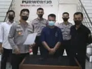 Ditinggal Mencari Kayu Bakar Sepeda Motor Hilang