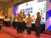 Purworejo Terima Penghargaan Dalam Ajang Railway Safety Awards 2002 Dari Kemenhub
