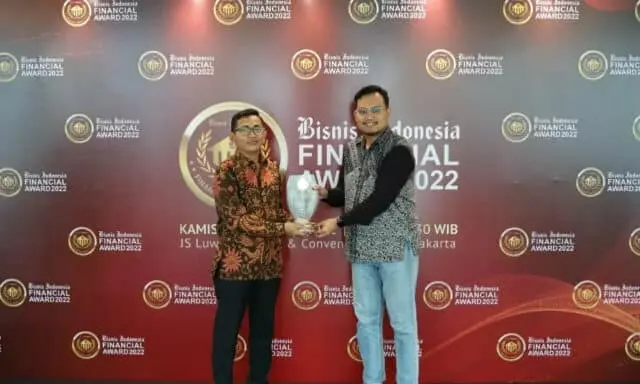 FIF Raih The Best Performance Multifinance 2022 FIF Raih The Best Performance Multifinance 2022