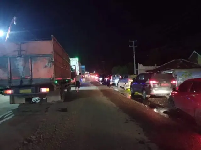 Pemerintah Jambi Terkesan Berat Hentikan Truk Batubara, Ini Ada Apa ...?