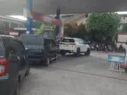 Pertamina Jambi Diminta Tertibkan SPBU Ngisi Pertamina Dex tidak antre akhirnya timbulkan keributan di SPBU di kawasan Jalan Patimura, Kota Jambi.