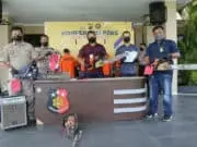 Lima Orang Dimankan Polisi Diduga Lakukan Pembalakan Liar di Hutan Milik Perhutani