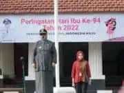 Wabup Jadi Irup Peringatan Hari Ibu ke 49, Semua Petugas Upacara Perempuan