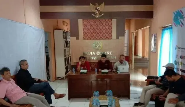 PWI Jawa Tengah Dorong Pemberitaan yang Mendidik, Mencerahkan, dan Berkebangsaan Menuju Tahun Politik 2024 PWI Jawa Tengah Dorong Pemberitaan yang Mendidik, Mencerahkan, dan Berkebangsaan Menuju Tahun Politik 2024