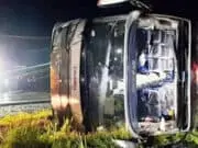Bis Wisata SMP 3 Garut Mengalami Kecelakaan dan Terguling di Purworejo, 1 Pengendara Sepeda Motor Tewas