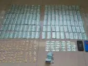 Ribuan Butir Obat Tanpa Izin Edar Berhasil Diamankan Polisi Ribuan Butir Obat Tanpa Izin Edar Berhasil Diamankan Polisi