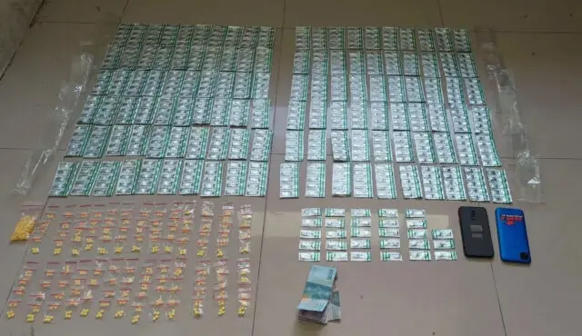 Ribuan Butir Obat Tanpa Izin Edar Berhasil Diamankan Polisi Ribuan Butir Obat Tanpa Izin Edar Berhasil Diamankan Polisi