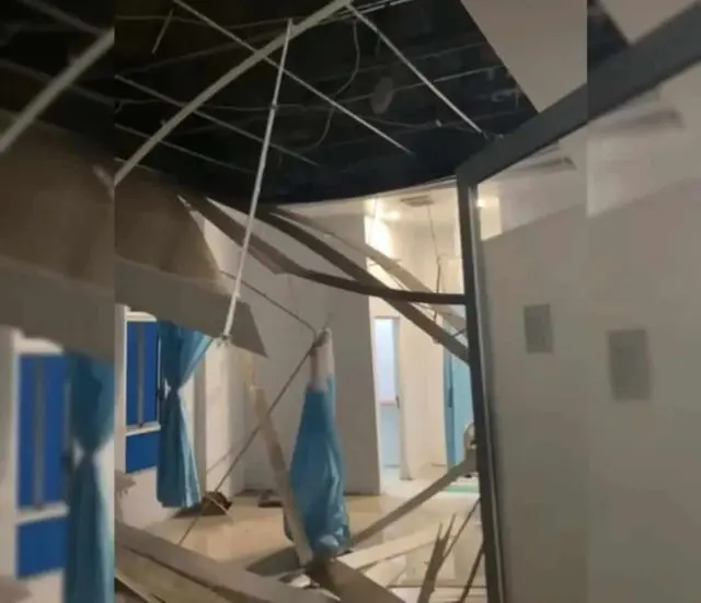 Plafon Gedung Pinere RSUD-SIM Nagan Raya Ambruk Plafon Gedung Pinere RSUD-SIM Nagan Raya Ambruk