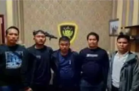 Sempat Buron, Debt Collector Baju Belang Putih Biru Yang Hardik Polisi Ditangkap Sempat Buron, Debt Collector Baju Belang Putih Biru Yang Hardik Polisi Ditangkap