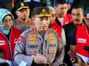 Kapolri Pastikan Tim Investigasi Dalami Penyebab Kebakaran Depo Pertamina Plumpang Kapolri Pastikan Tim Investigasi Dalami Penyebab Kebakaran Depo Pertamina Plumpang