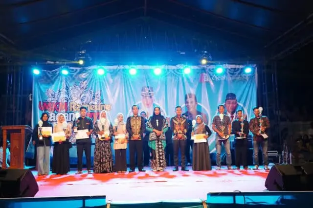 Rameune Expo Resmi Ditutup, Ribuan Pengunjung Padati Alun-Alun Rameune Expo Resmi Ditutup, Ribuan Pengunjung Padati Alun-Alun