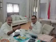 Masyarakat Minta Maju di Pilbup Tanjabtim 2024, Ini Kata Sapril: Biarkan Mengalir Seperti Air……. Sapril, S.IP (kanan-red) saat dikonfirmasikan Pelita.co, Rabu (15/3-2023).