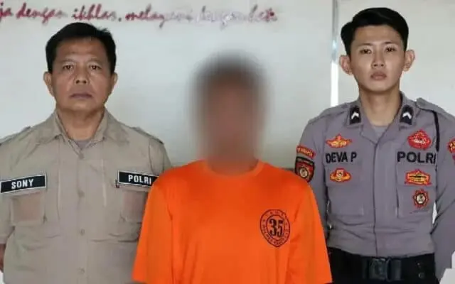 Bejat! Ayah Tiri Tega Setubuhi Anak Dibawah Umur Bejat! Ayah Tiri Tega Setubuhi Anak Dibawah Umur