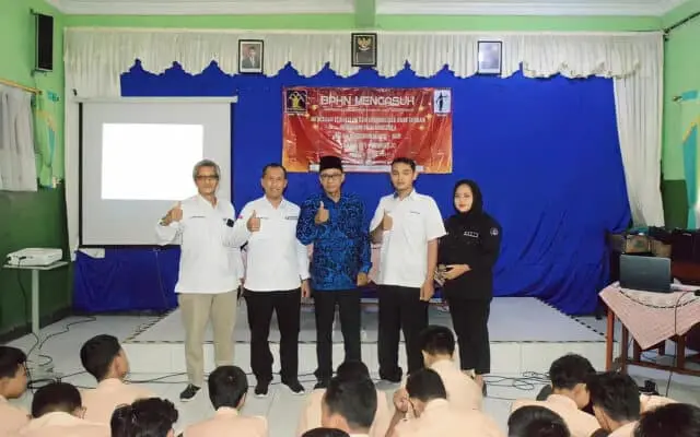 LBH SAKTI Purworejo Beri Materi di SMK YPT Purworejo Tentang Pembinaan Kepada Siswa Sekolah LBH SAKTI Purworejo Beri Materi di SMK YPT Purworejo Tentang Pembinaan Kepada Siswa Sekolah