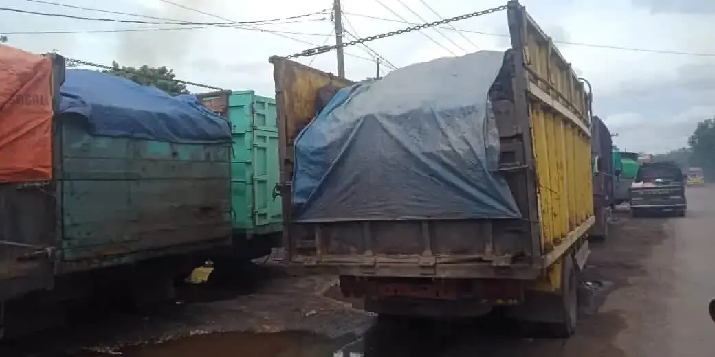 Truk bermuatan batubara sudah tidak diperbolehkan melintasi ruas jalan Nasional Jambi.