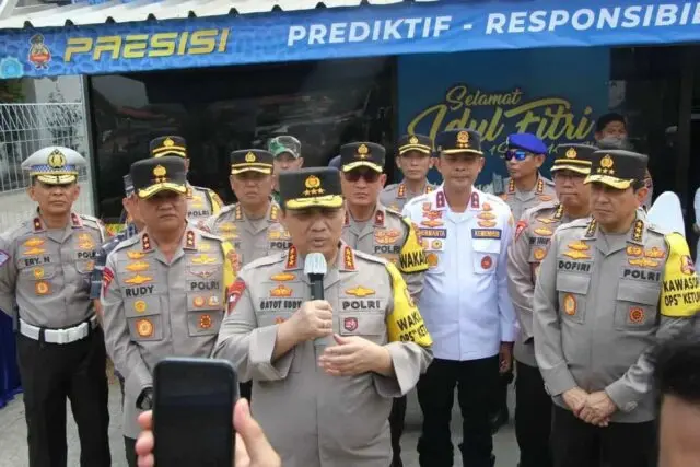 Jelang Lebaran, Wakapolri Lakukan Peninjauan Arus Mudik di Pelabuhan Merak Jelang Lebaran, Wakapolri Lakukan Peninjauan Arus Mudik di Pelabuhan Merak