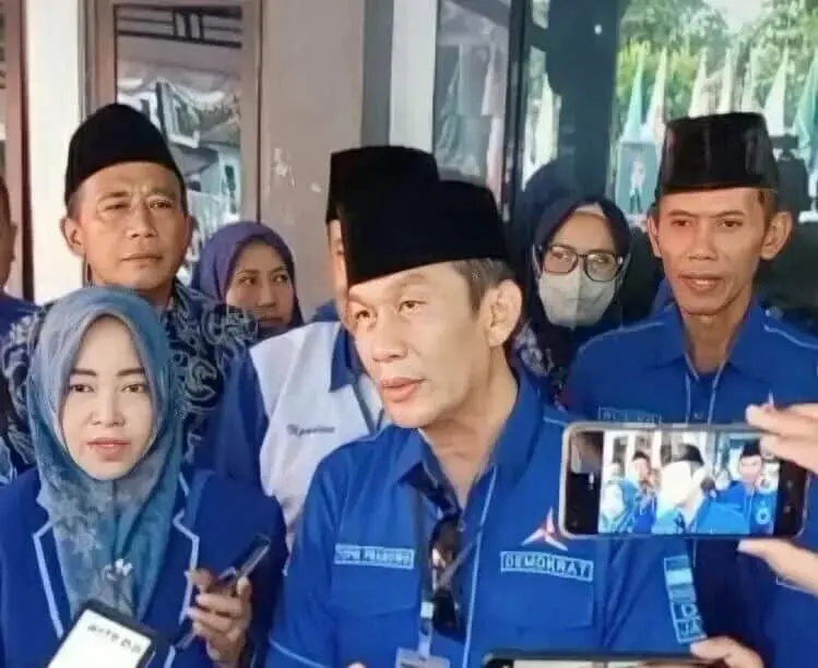 Partai Demokrat Resmi Daftarkan 45 Orang Bacaleg. Mengenai Kepindahan Bupati Ke Partai Nasdem, Yophi Prabowo: Saya Belum Dapat Kabar Partai Demokrat Resmi Daftarkan 45 Orang Bacaleg. Mengenai Kepindahan Bupati Ke Partai Nasdem, Yophi Prabowo: Saya Belum Dapat Kabar