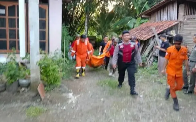 Dilaporkan Hilang, Remaja SMP di Kebumen Ditemukan Meninggal di Sungai Dilaporkan Hilang, Remaja SMP di Kebumen Ditemukan Meninggal di Sungai