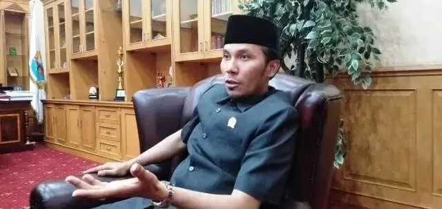 IMG-20230503-WA0004 Ketua DPRD Jambi Edi Purwanto.