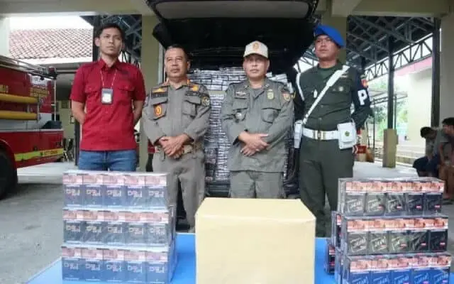 Operasi Gabungan, 336.000 Batang Rokok Tanpa Cukai disita Petugas Operasi Gabungan, 336.000 Batang Rokok Tanpa Cukai disita Petugas