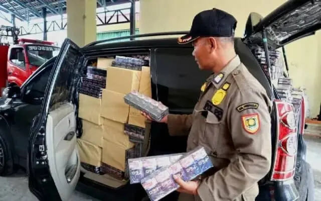 KPPBC TMP C Magelang Amankan Satu Mobil Avanza Bawa Rokok Ilegal Senilai Ratusan Juta Rupiah