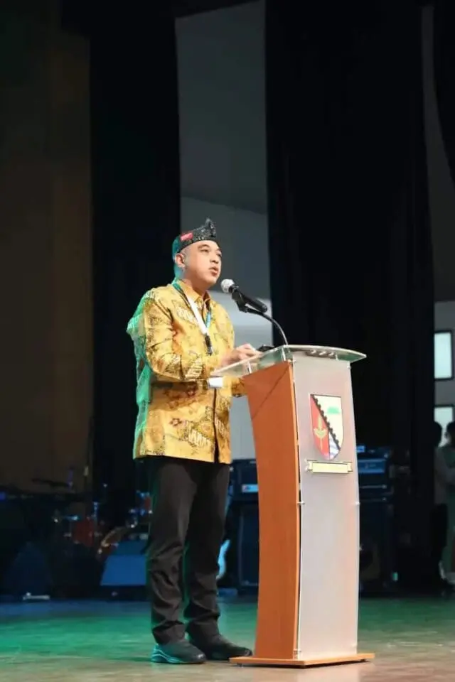 Bupati Zaki Minta Seluruh Daerah Komitmen dan Peduli Masalah Sanitasi Bupati Zaki Minta Seluruh Daerah Komitmen dan Peduli Masalah Sanitasi