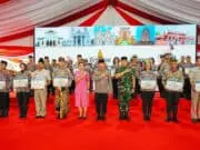Gelar Doa Bersama Lintas Agama Jelang Hari Bhayangkara, Kapolri: Keberagaman Modal Jaga Persatuan-Kesatuan Gelar Doa Bersama Lintas Agama Jelang Hari Bhayangkara, Kapolri: Keberagaman Modal Jaga Persatuan-Kesatuan