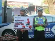 Dengan “Art Policing,” Satlantas Polres Kebumen Ajak Masyarakat Untuk Patuh dan Tertib Berlalu Lintas Dengan "Art Policing," Satlantas Polres Kebumen Ajak Masyarakat Untuk Patuh dan Tertib Berlalu Lintas