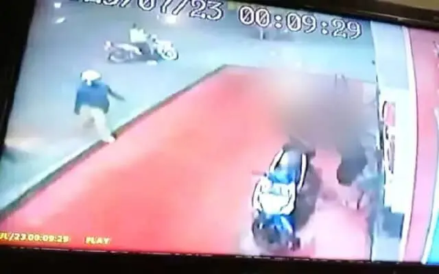 Aksi Pengeroyokan Pemuda di SPBU Pejagoan Terekam CCTV, Kini Kasusnya Ditangani Polisi Aksi Pengeroyokan Pemuda di SPBU Pejagoan Terekam CCTV, Kini Kasusnya Ditangani Polisi