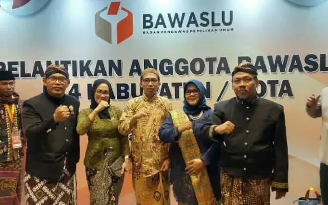 Lima Anggota Bawaslu Purworejo Dilantik, Purnomosidi Jabat Ketua Bawaslu Purworejo