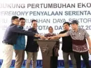 PLN Nyalakan Serentak 584 Titik Listrik di Pantai Jetis