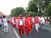 Kemendagri Peringati HUT Ke-78, Gelar Jalan Santai, Aneka Lomba, dan Bantuan Sosial