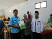 Wabup Berikan Bantuan Paket ODF dan Sembako di Kelurahan Sucenjurutengah