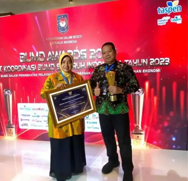 Perumdam Tirta Perwitasari Purworejo Raih Penghargaan BUMD Award 2023
