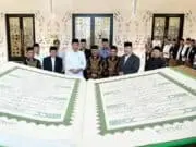 Awali Kunjungan Kerja Hari Kedua, Presiden Jokowi Terima Mushaf Al-Quran
