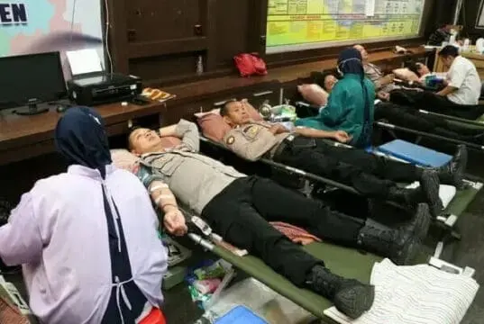 HUT Humas Polri Ke 72 Polres Kebumen Gelar Donor Darah