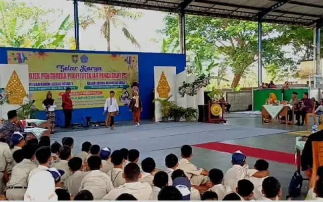 Angkat Dua Tema Sekaligus, SMPN 17 Purworejo Laksanakan Gelar Karya Untuk Latih Kemandirian Anak
