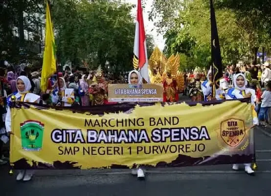 Gita Bahana Spensa Boyong 12 Piala Dalam Kejuaraan Marching Band Piala Raja Hamengkubuno Gita Bahana Spensa Boyong 12 Piala Dalam Kejuaraan Marching Band Piala Raja Hamengkubuno