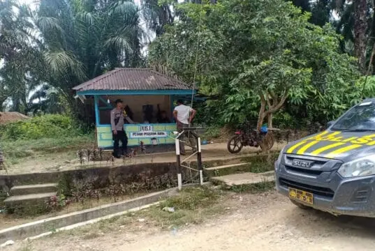 Personel Polsek Bandar Pasir Mandoge Antisipasi Konflik Sosial di Perkebunan Sawit Personel Polsek Bandar Pasir Mandoge Antisipasi Konflik Sosial di Perkebunan Sawit