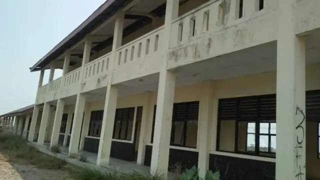Gedung Sekolah Yang Mangkrak di Desa Surya Bahari, Ternyata di Bangun 2 Tahap, Begini Kata Warga Gedung Sekolah Yang Mangkrak di Desa Surya Bahari, Ternyata di Bangun 2 Tahap, Begini Kata Warga