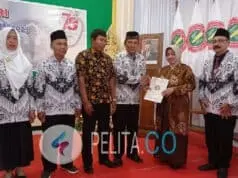 HUT PGRI Ke 78, PGRI Purworejo Berikan Tali Asih Kepada 11 Pensiun GTT dan PTT HUT PGRI Ke 78, PGRI Purworejo Berikan Tali Asih Kepada 11 Pensiun GTT dan PTT