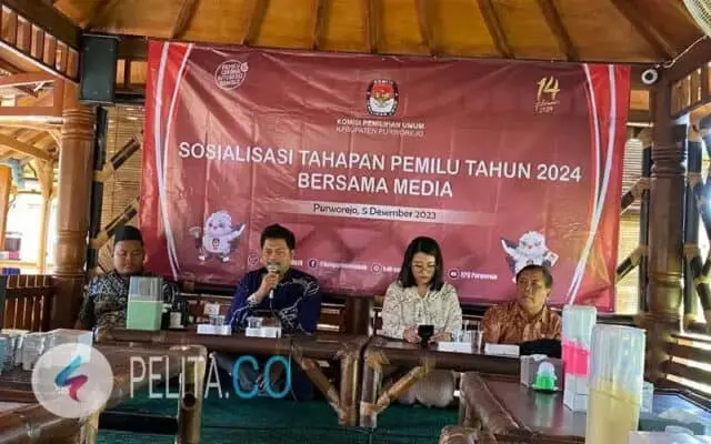 KPU Purworejo Gandeng Puluhan Media Sosialisasikan Tahapan Pemilu 2024 KPU Purworejo Gandeng Puluhan Media Sosialisasikan Tahapan Pemilu 2024