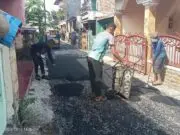 Disorot LSM LipanHam, Kegiatan Pengejaran Hotmix di Jalan Sampan RW 06 Kelapa Dua Diduga Tak Sesuai Spesifikasi Disorot LSM LipanHam, Kegiatan Pengejaran Hotmix di Jalan Sampan RW 06 Kelapa Dua Diduga Tak Sesuai Spesifikasi