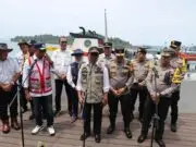 Jelang Nataru, Menko PMK Didampingi Mentri Perhubungan dan Kakorlantas Cek Kesiapan Pelabuhan Merak-Bakauheni