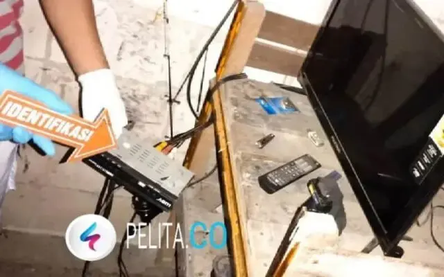 Kesetrum Listrik saat Betulkan "Set Top Box TV" Warga Petanahan Meninggal Kesetrum Listrik saat Betulkan "Set Top Box TV" Warga Petanahan Meninggal