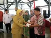 Bupati Serahkan Bantuan CSR Bank Jateng Tahap 2 dan Bantuan Baznas